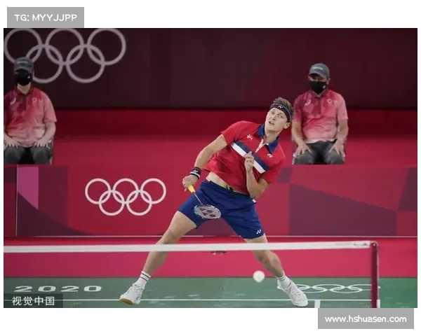 荷兰名将克罗莫维焦约产后复出仅八个月便夺接力铜牌